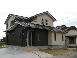 6月に完成した新築和風モダン住宅